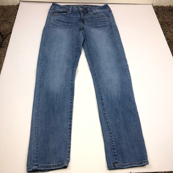 American Eagle Outfitter Super Stretch Skinny Jean 2 Short - Picture 5 of 16